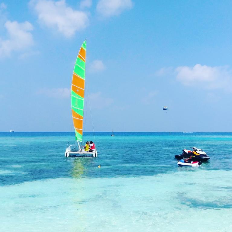 Alaka At Maafushi Hotel Kültér fotó